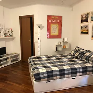  Appartamento Ampere Italia